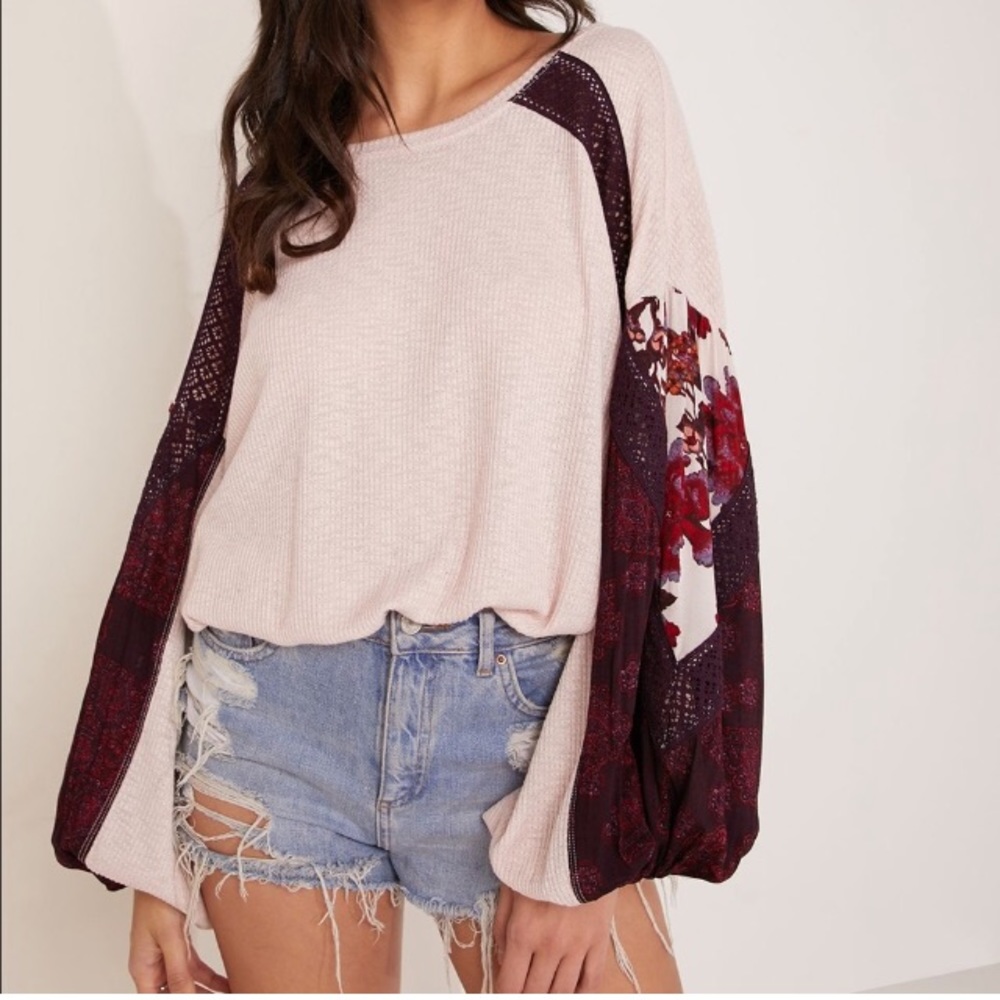 Free People Casual Clash Floral Print Balloon Sleeve Top Thermal Knit Medium MED